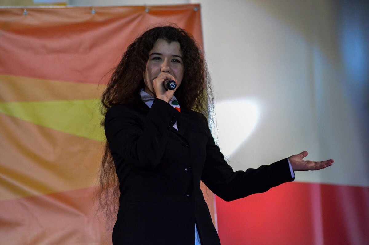 Обладательница Гран-при премии "Студент года" Зарина Бикмуллина считает, что творчеством лучше заниматься на досуге, чем на филфаке.