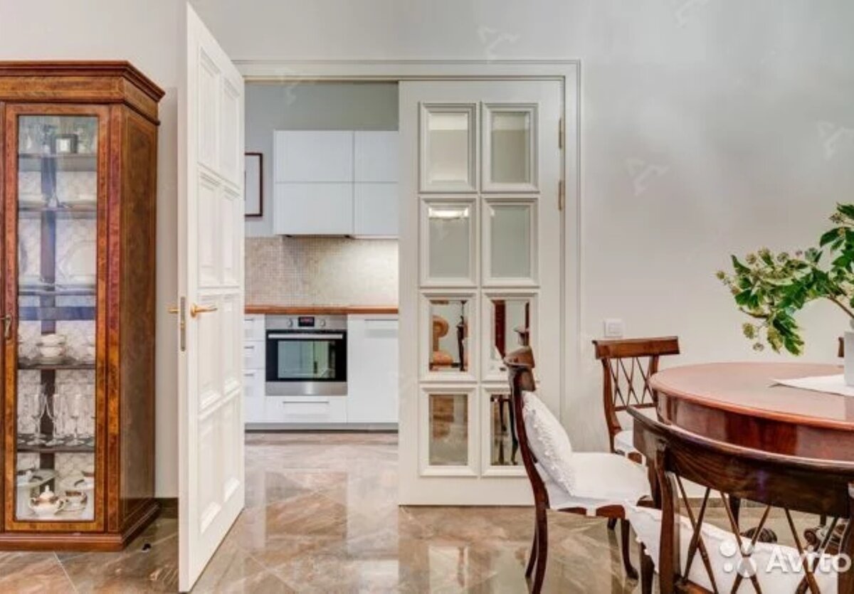 За такую двушку просят 105 тысяч в месяц. Станция метро Спасская