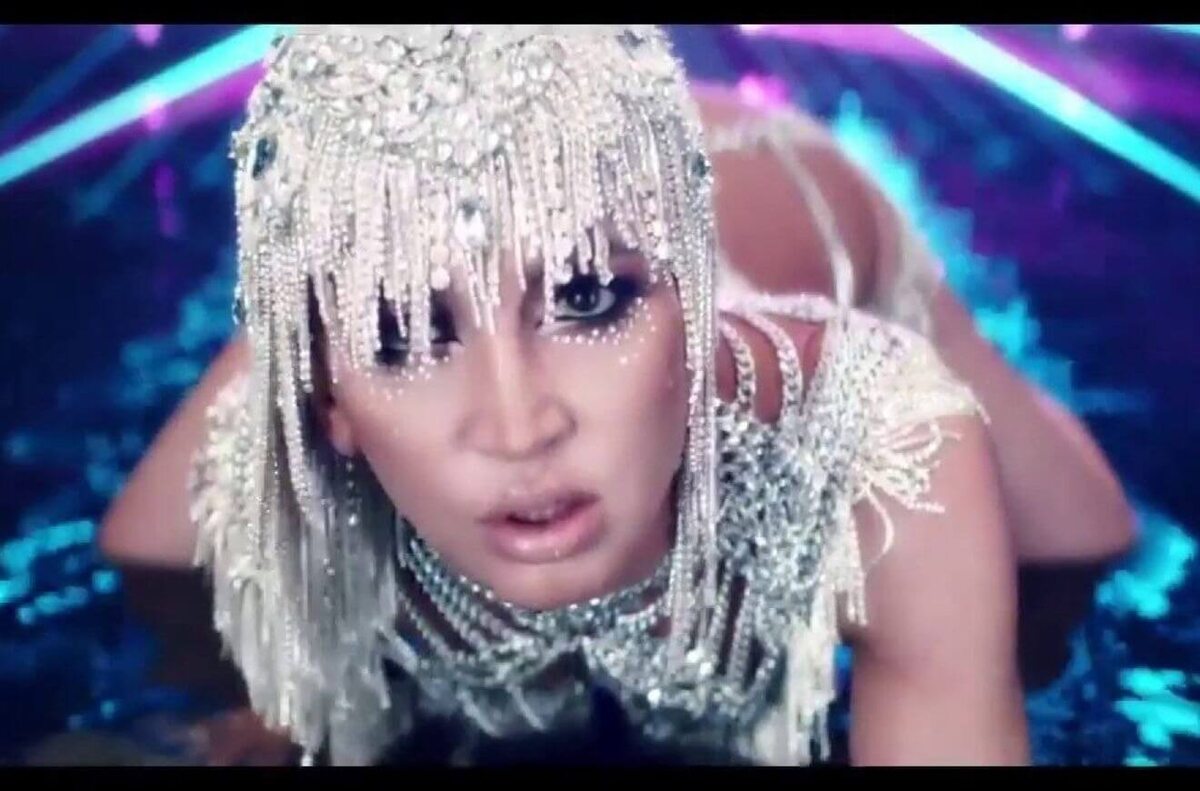 Красивая и талантливая - Ольга Бузова