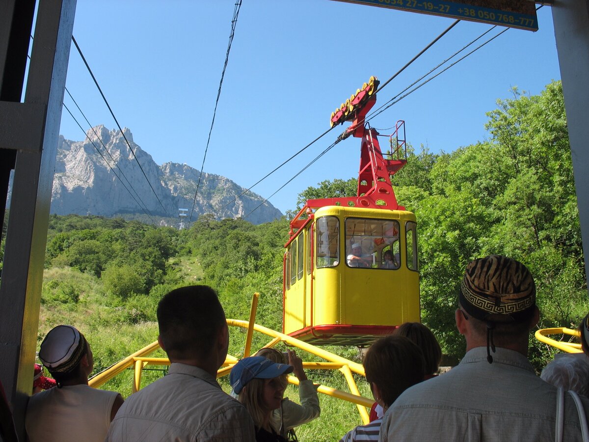 Канатная дорога в Крыму. Фото из личного архива.