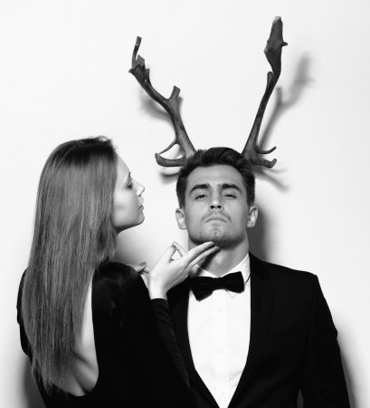 Мы, женщины, любимому человеку отдаем всю себя. А когда слышишь:"он тебе изменил". Шок. Паника. Хочется кричать от боли.  
