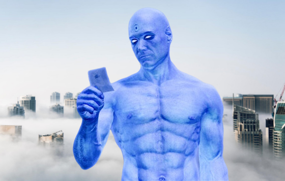 Доктор Манхэттэн читает книгу 7 навыков высокоэффективных людей