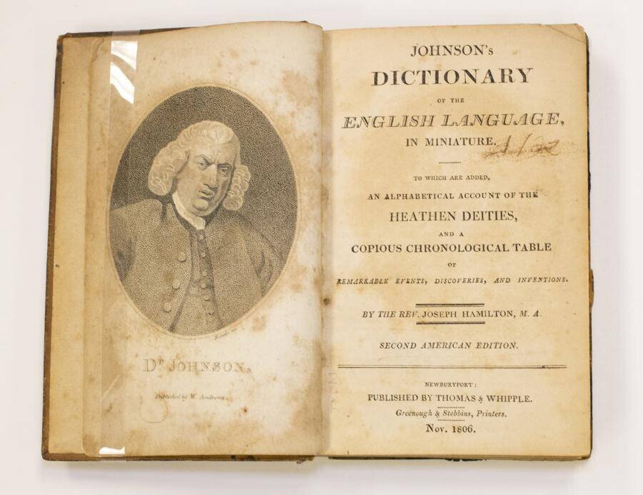 First dictionary. A Dictionary of English language Сэмюэля Джонсона. Samuel Johnson Dictionary of the English language, 1755).. Сэмюэл Джонсон первый словарь. Первый словарь английского языка.