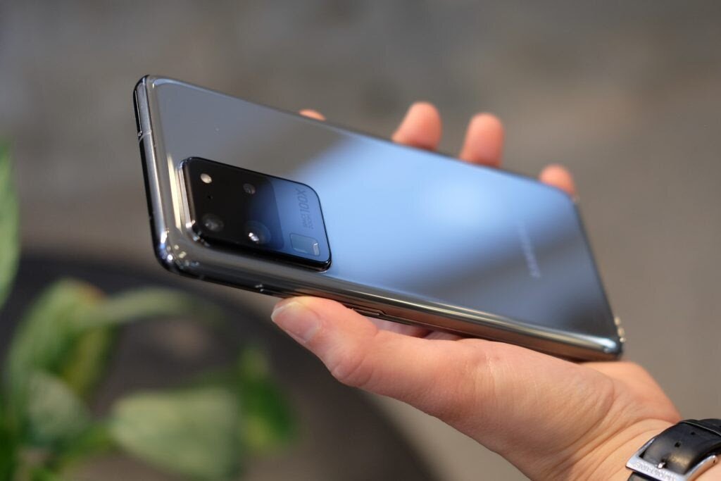 Samsung старается улучшить качество ПО, обновляя программную оболочку