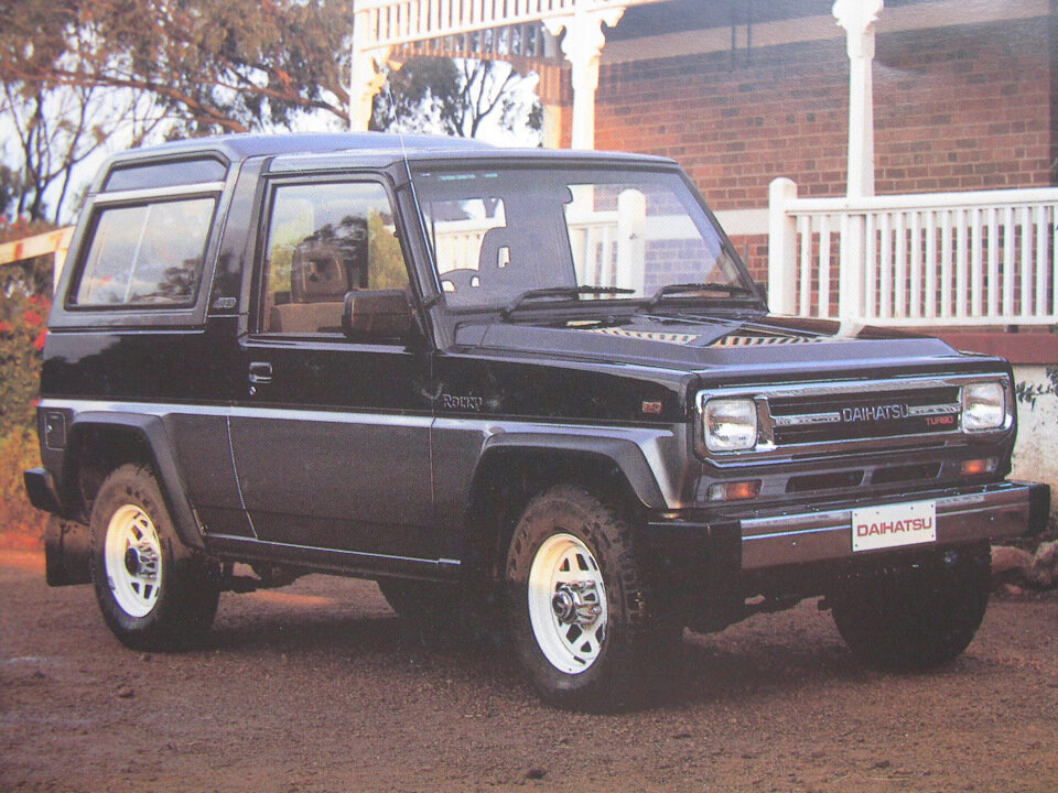 4x4 Daihatsu Rocky SX Wagon