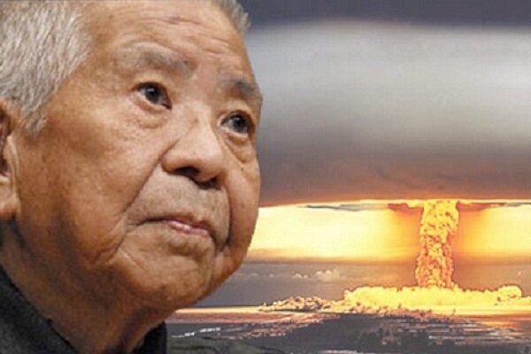 Цутому Ямагучи. Находился в Хиросиме в деловой поездке 6 августа 1945 года. Во время выхода из трамвая, менее чем в 3-х километрах от японца, произошел ядерный взрыв.Он выжил и вернулся в свой родной город Нагасаки, на который спустя несколько дней сбросили следующую бомбу! Он снова выжил и смерть пришла за ним аж в 2010 году.

