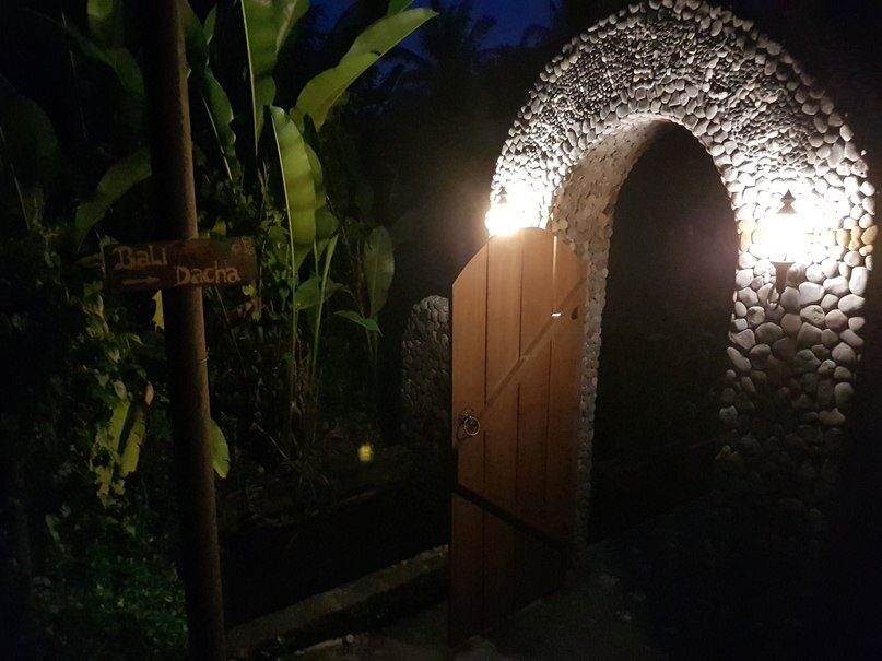 Бали фотоработы. Асса 30 лет спустя дачники на бали. Фотосессии бизнесменов на бали. Дима чугуновский бали. Асса 30 лет спустя дачники на бали.