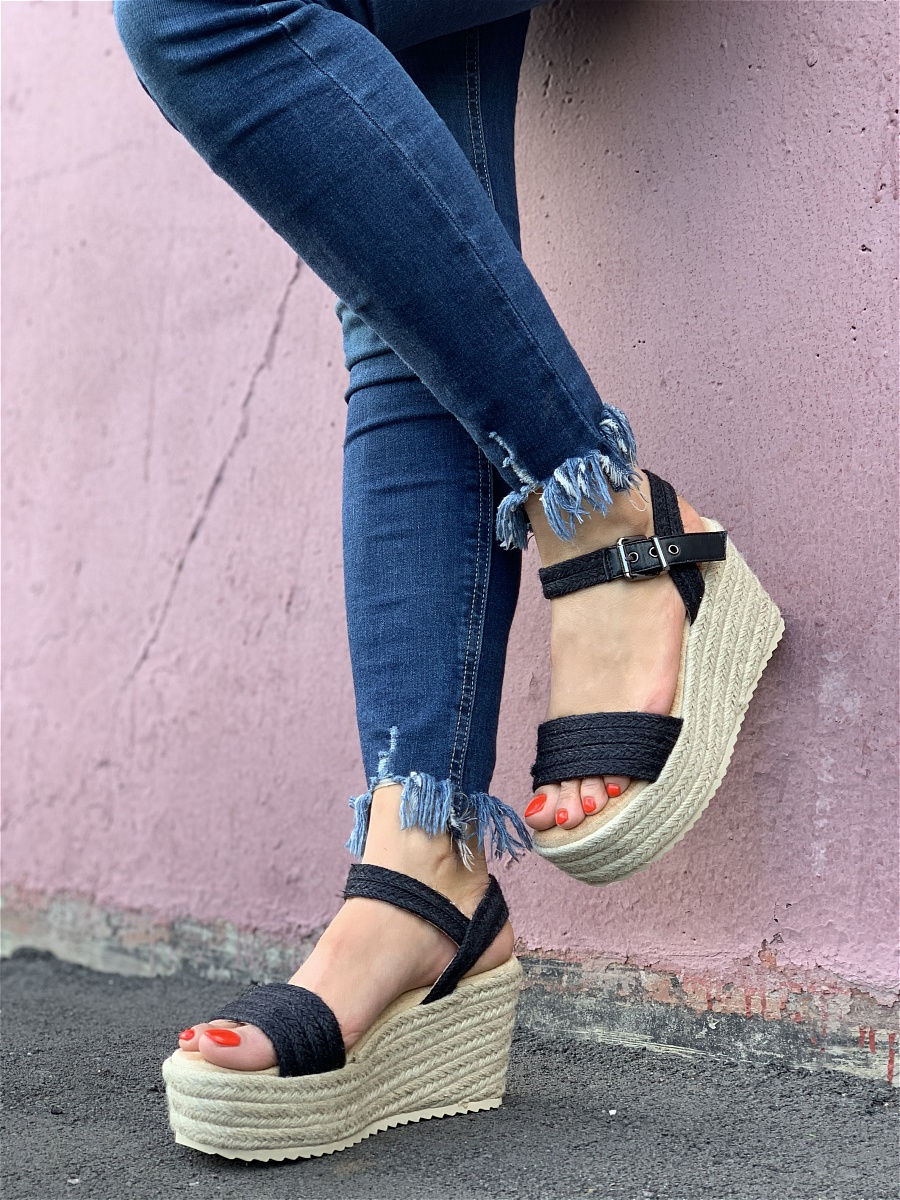 ссылка:12581609  цена:2194 рублей