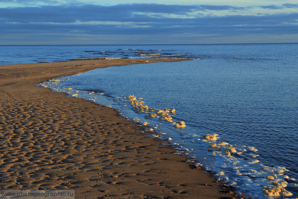 Остров лаптевых. Море Лаптевых. Острова в море Лаптевых. Северно Ледовитый океан море Лаптевых. Побережье моря Лаптевых.