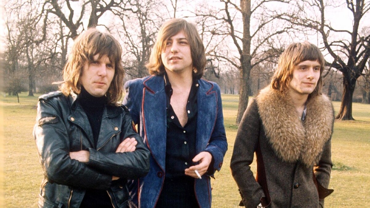 фото: https://www.loudersound.com/reviews/emerson-lake-palmer-trilogy