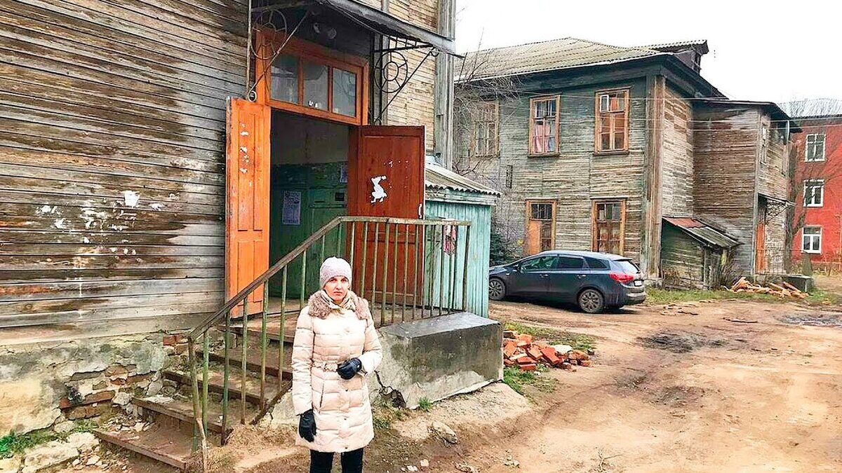 Сдать провинция. Бедность в России. Аварийный дом в деревне. Реалии c33.