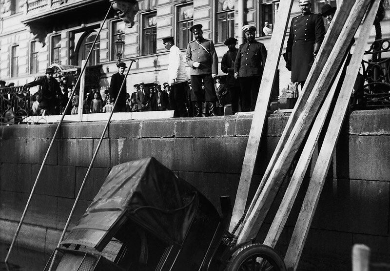 Набережная реки Мойки. Спасательные работы, 1912 год