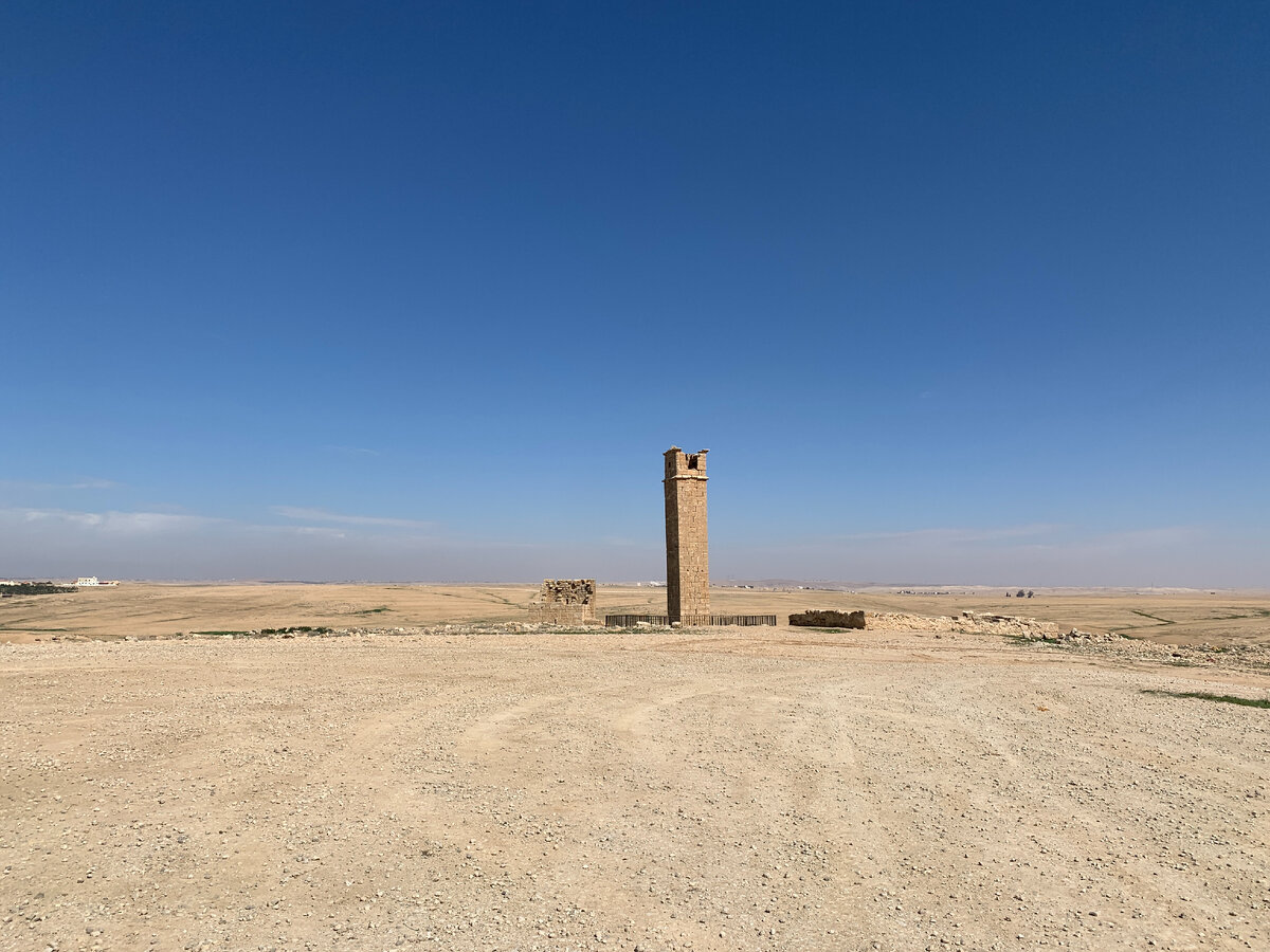 Башня Симеона Столпника в Умм-эр Рассас. Фото автора