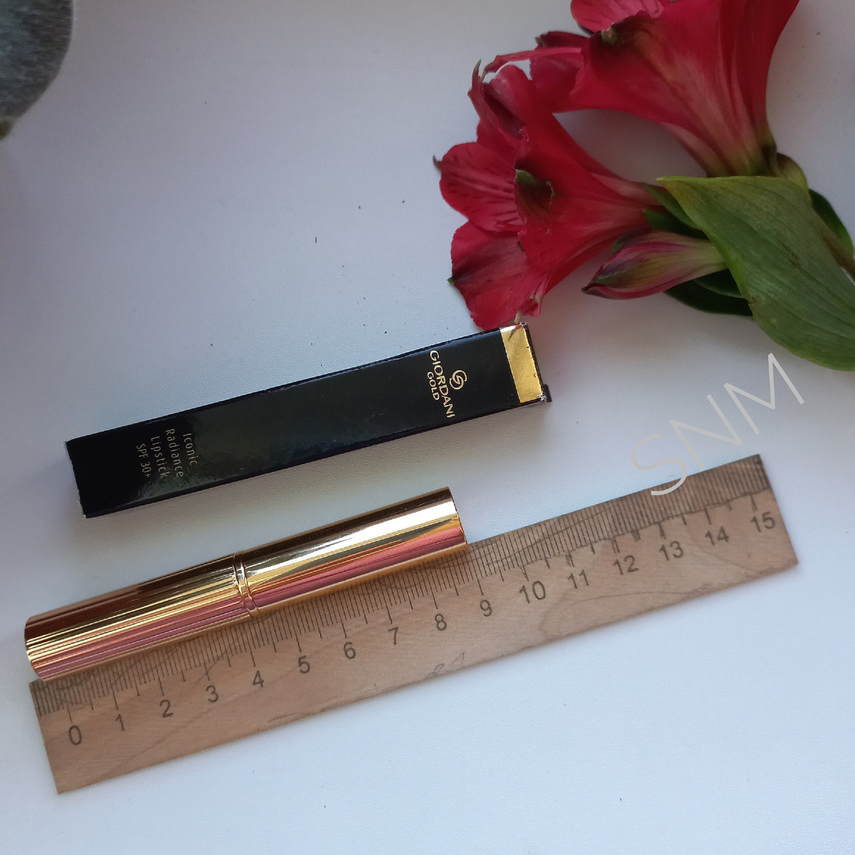 Увлажняющая помада-гель GG Iconic Radiance SPF 30+