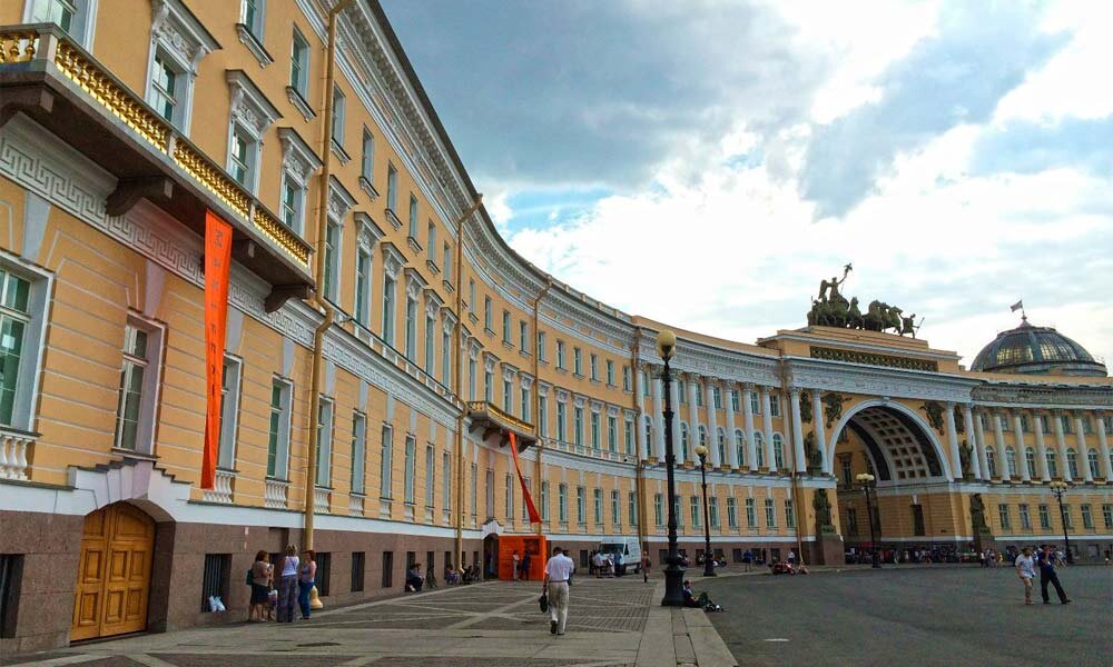 Эрмитаж - знаменитый музей Санкт-Петербурга. Фото: https://vk.com/album-67940544_203548637