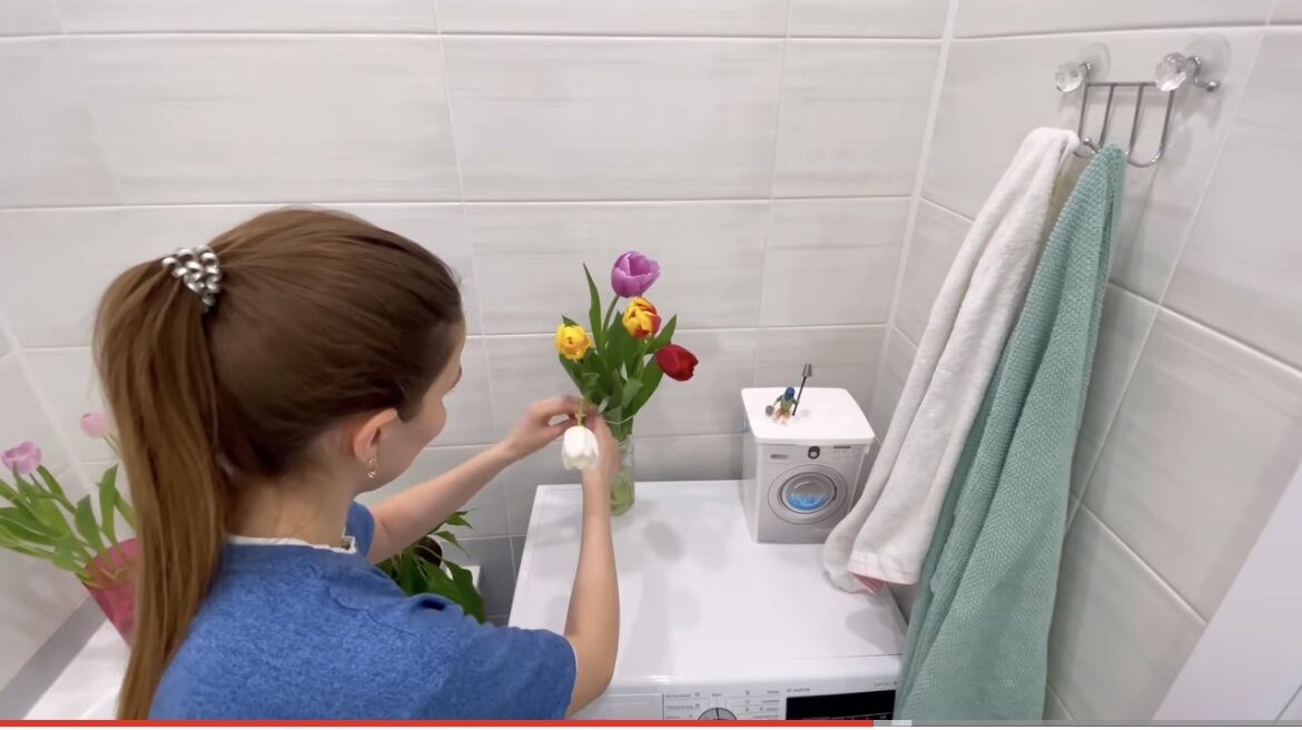 В ванной дольше хранятся цветы