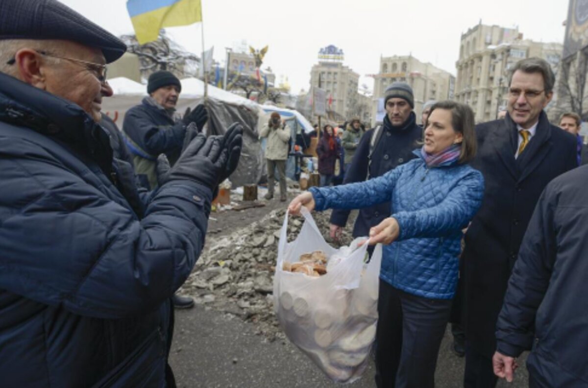    Виктория Нуланд в Киеве, 2013 год