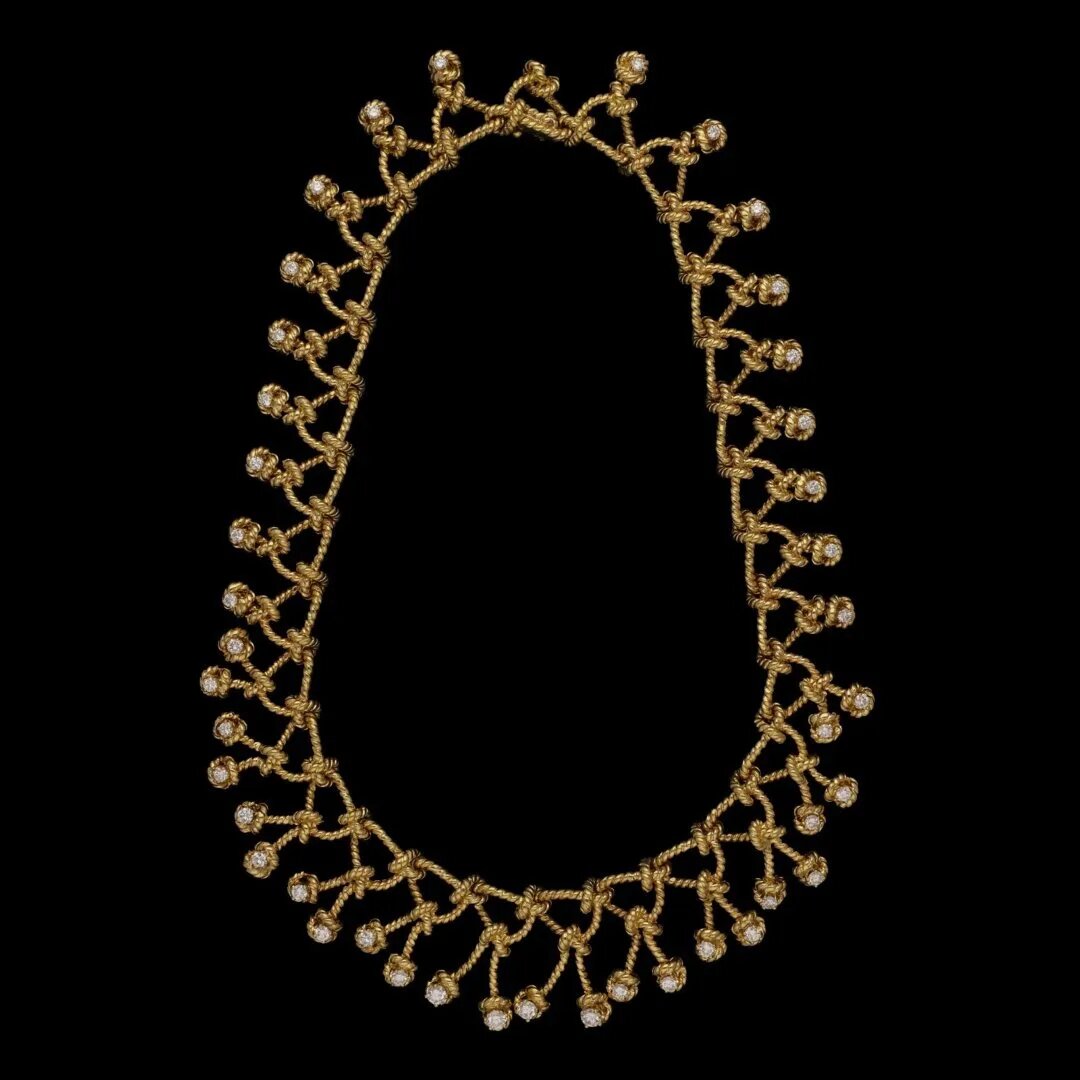Красивое золотое и бриллиантовое колье Regatta от Verdura, 1960-70-е годы, колье в стиле нагрудника ажурного дизайна, выполненное из 18-каратного желтого золота. 