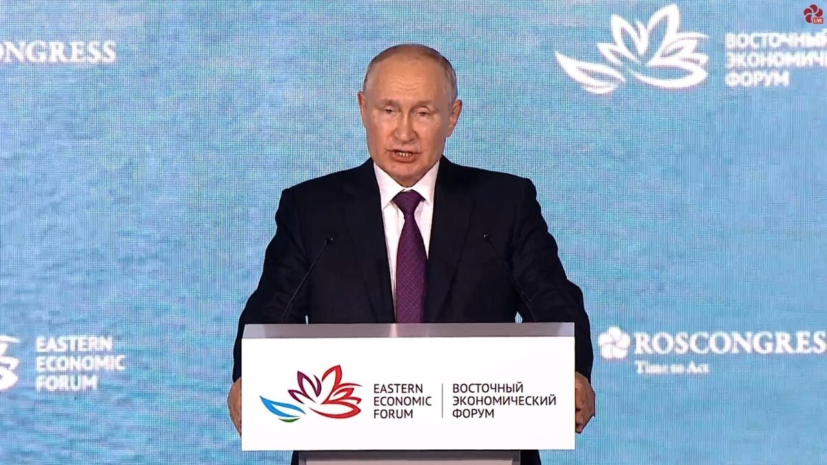     На пленарном заседании в рамках ВЭФ-2023 во Владивостоке президент России Владимир Путин обозначил, что необходимо расширение экономических возможностей Дальнего Востока. Для этого нужна стратегическая программа, и она коснётся в том числе Приморский край.
