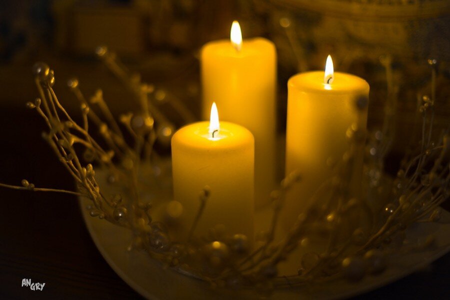 рука звезды небо. художник кирк рейнерт. в небе звездочка сияет зажигайте свечи. в небе звездочка сияет зажигайте свечи. волшебство в ладонях.