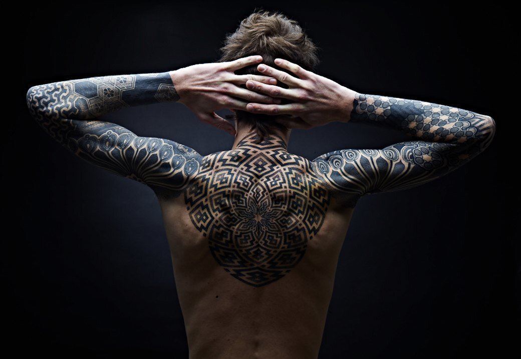 Татуировки в стиле Блэкворк (65+ фото)