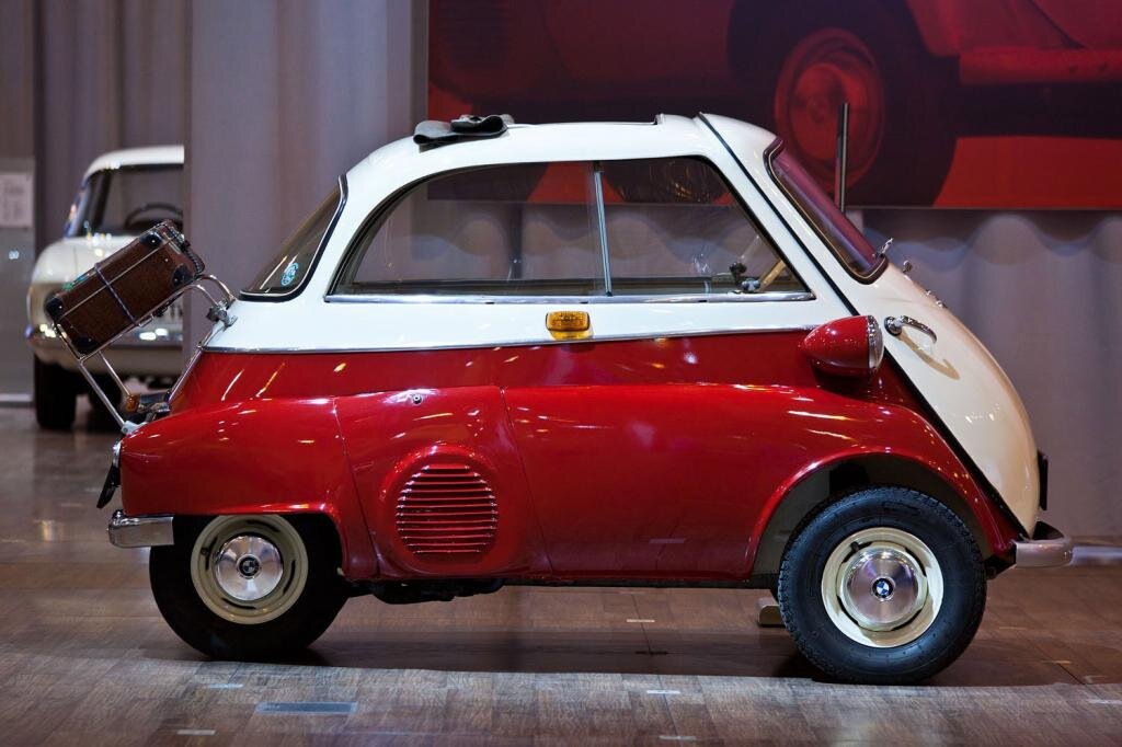 Автомобиль BMW Isetta