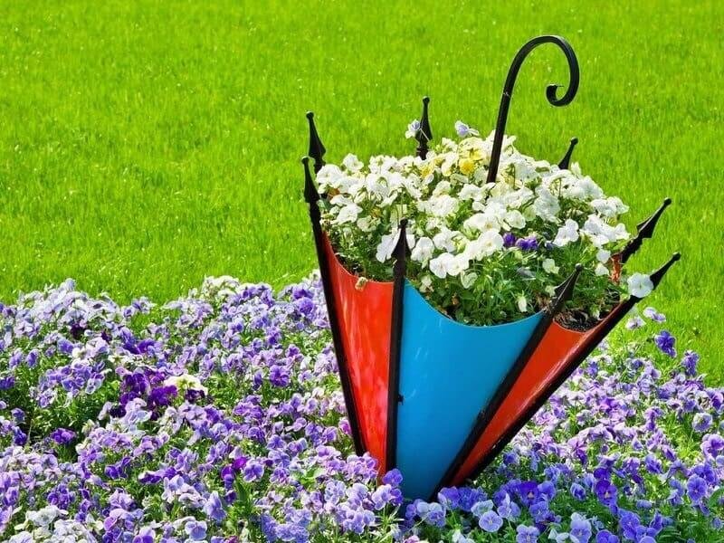 Тележка для цветов своими руками: цветы под зонтом