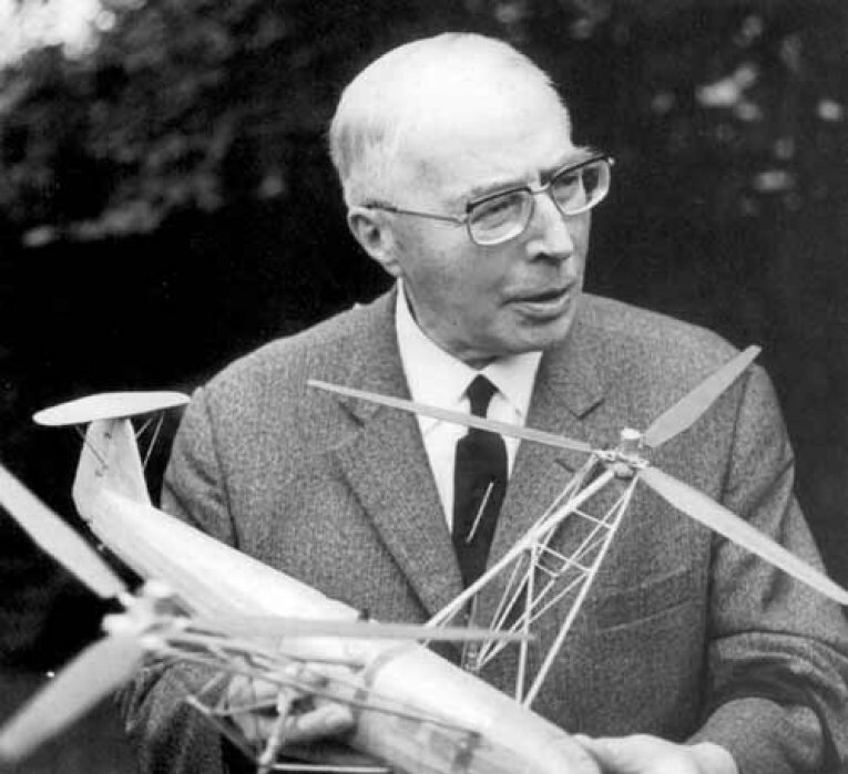 Генрих Фокке - немецкий авиаконструктор и предприниматель. Один из создателей вертолётов.