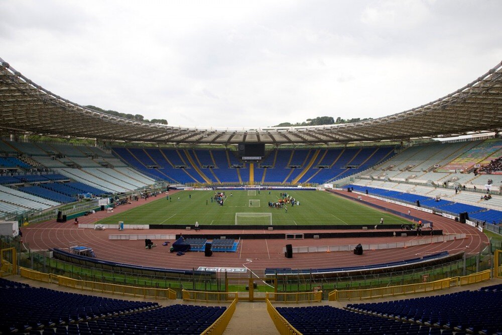Футбольные стадионы италии