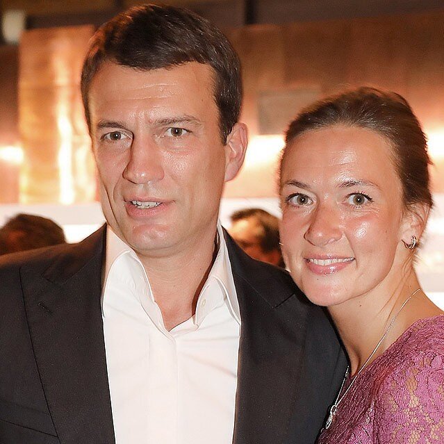  Актёр с супругой