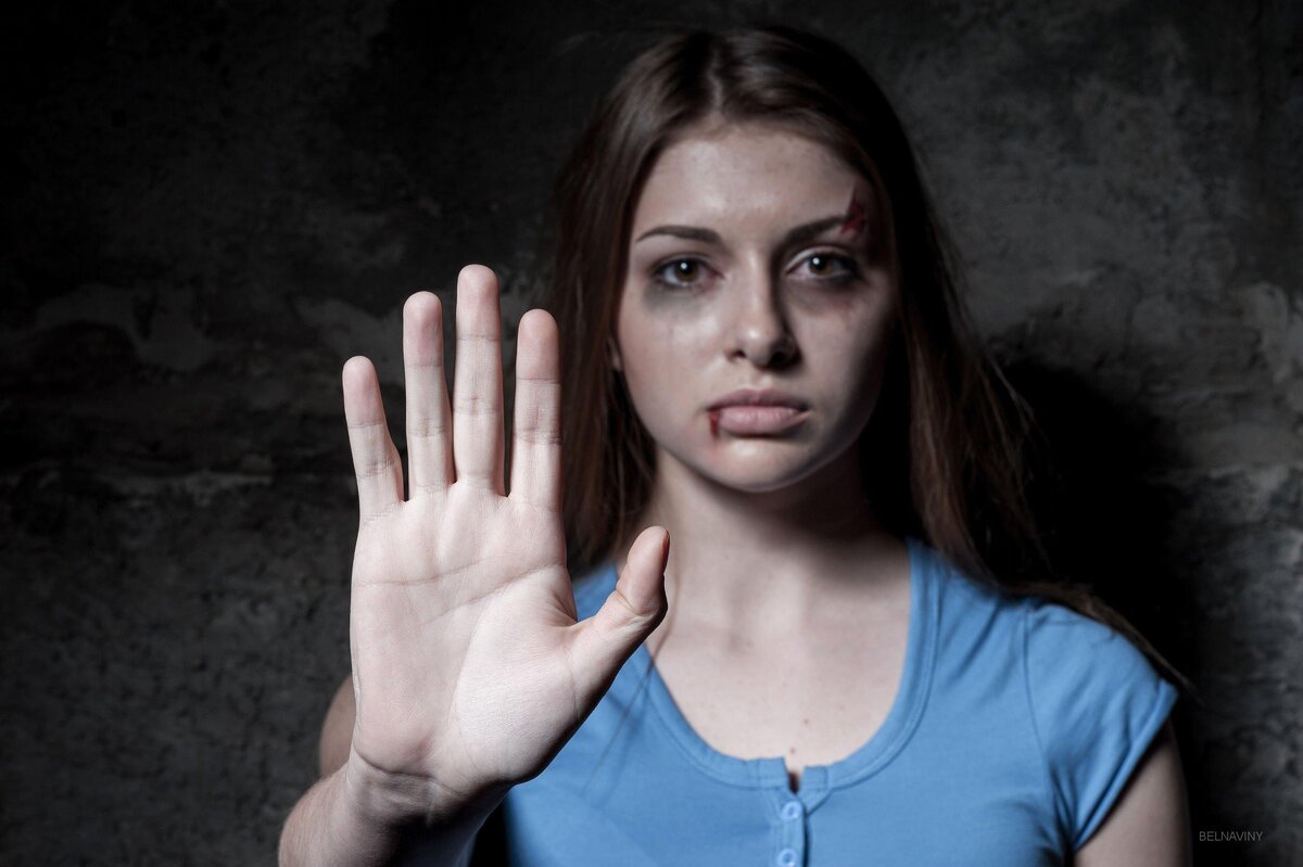 Сегодня везде в СМИ и на просторах интернета можно наткнуться на горячо обсуждаемый законопроект "О домашнем насилии".