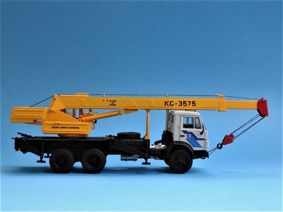 кран зил 133 гя 3575. кс-3575а 133гя. камаз кс 3575. кс-3575 камаз 1/43. автокран кс 3575а 53213.