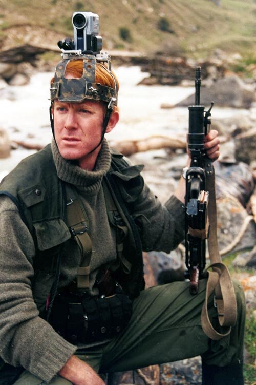 Джон. У Джона осталась в чеченском плену девушка Маргарет. Иван согласится помочь вытащить девушку из плена.