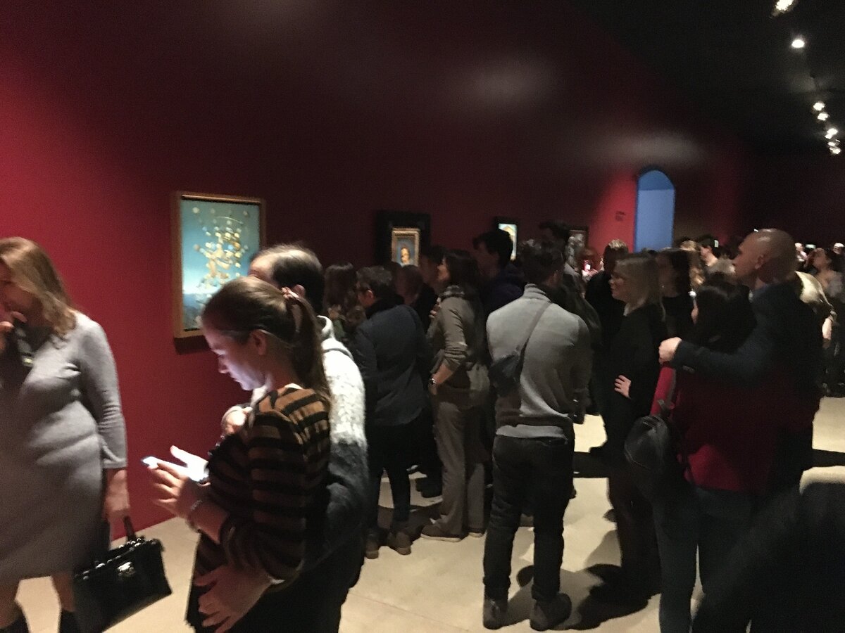 в общем то. примерно так выглядит эта выставка