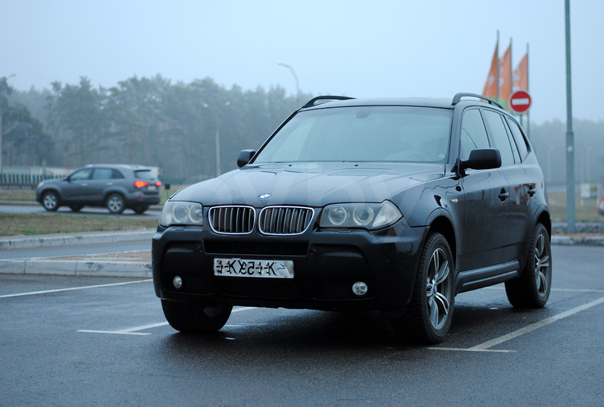 Скриншоты позаимствованы с сайта продажи автомобилей AV.BY