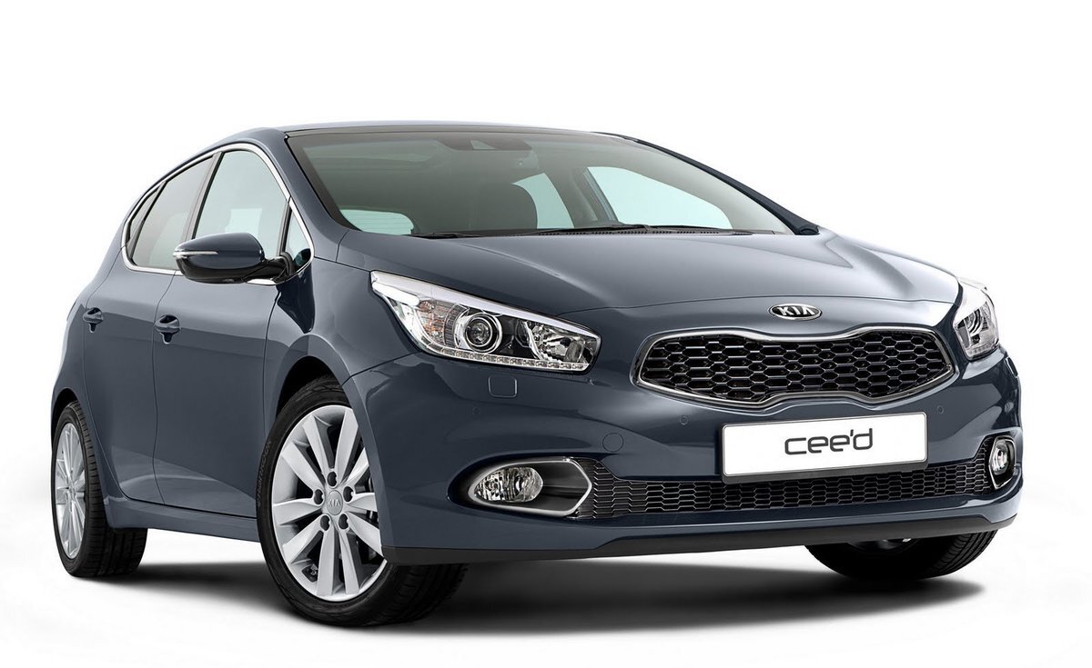  Kia cee'd JD в кузове хэтчбэк 