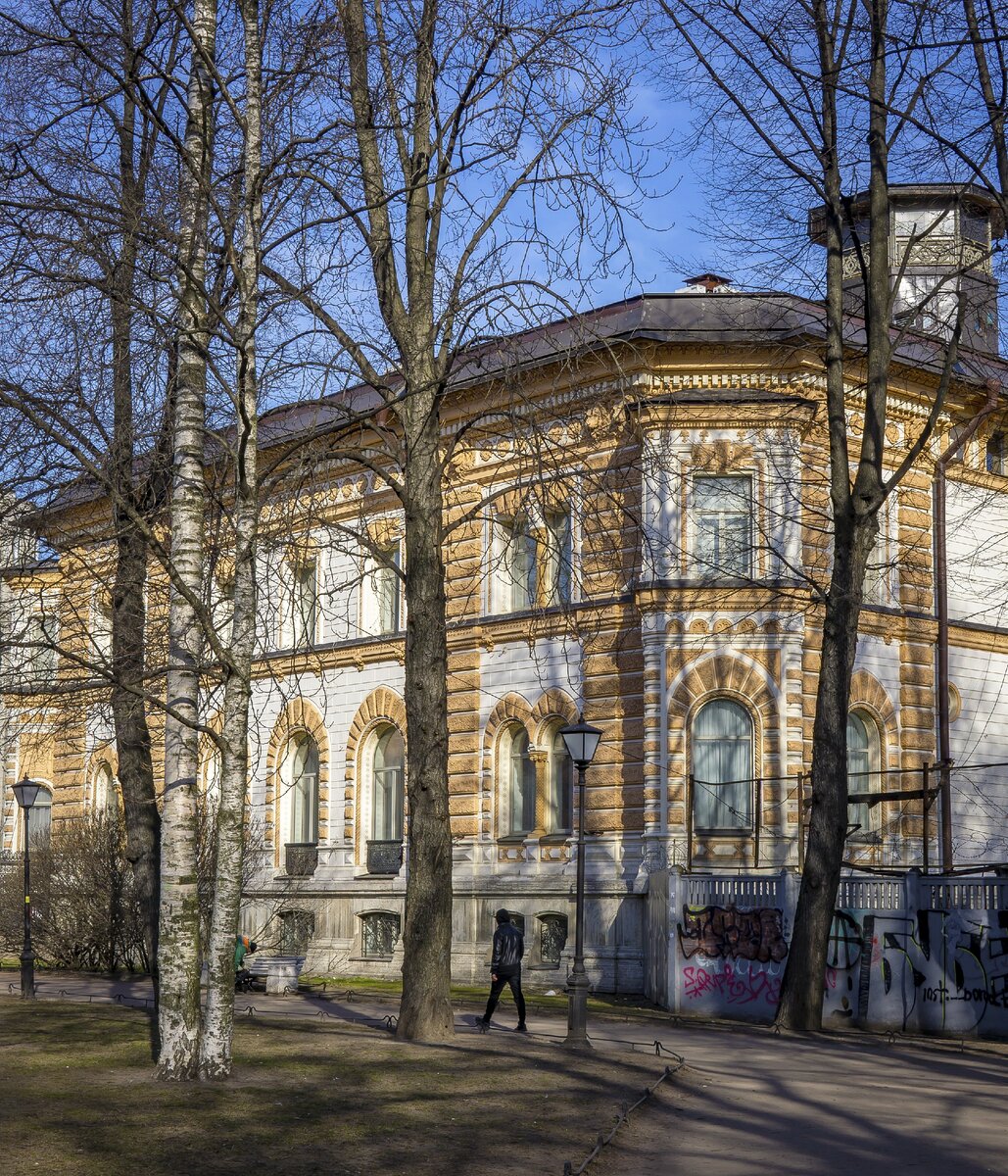 Особняк история. Особняк Сан-Галли Санкт-Петербург снаружи. Особняк San-Gally. Особняк Белугина СПБ. Особняк Путилова Питер история.