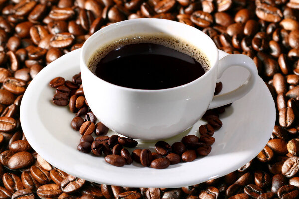 Кофе снижает риск развития сахарного диабета 2 типа, болезнь Альцгеймера, болезнь Паркинсона, подагру, реже бывают инфаркты, аритмии. #здоровье #кофе 
