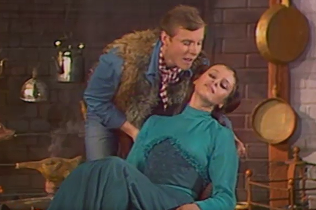 В.Соломин и Л.Полищук в телеспектакле "Цветок душистый прерий" (1979)