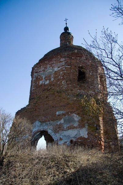 Церковь Казанской иконы Божией Матери (с. Тростяное, Шацкий р-н, Рязанская обл). Фото Александры Раевой.