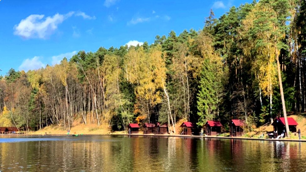 Платные водоёмы этот не всегда лужи - можно найти красивейшие места с прудами в несколько гектар! Ловля на таких прудах всегда трудовая и требует опыта!