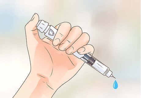 Укол с инсулином.