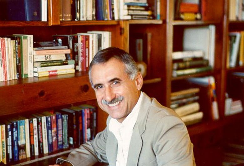 Альберт Мейерабиан. Фото взято из открытых источников