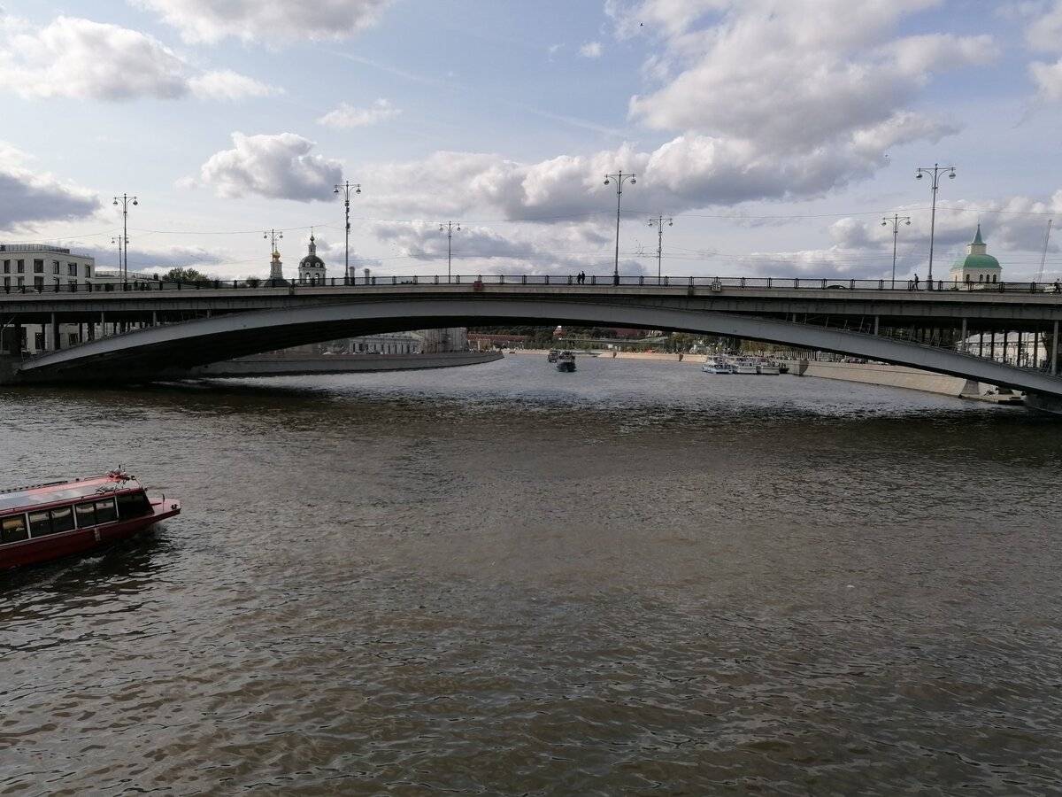 Прекрасная Москва-река, давшая название нашему городу. 
Автор фото: Елена Кузнецова