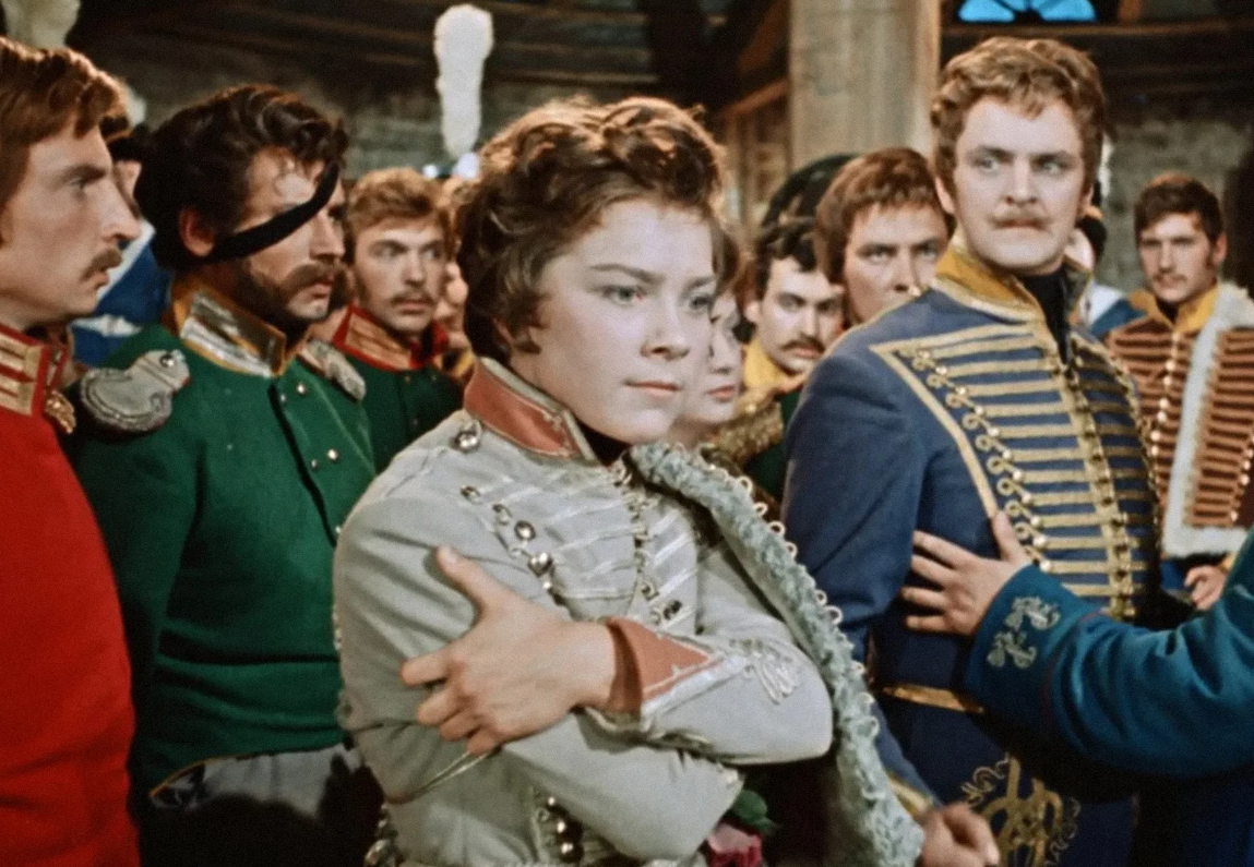 Кадр из фильма "Гусарская баллада"