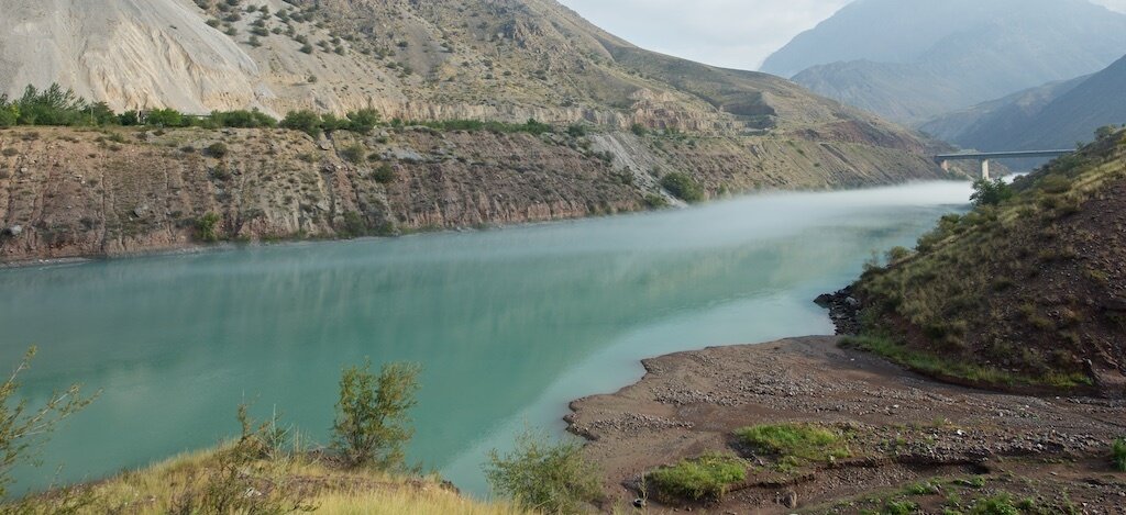Река Нарын в Узбекистане