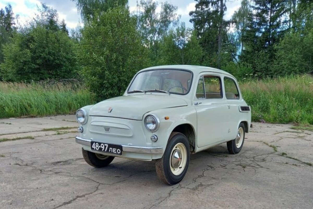 Škoda-100