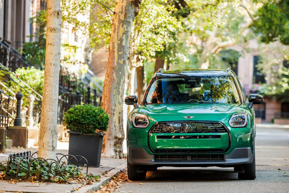 Mini Cooper s e Countryman для путешествий