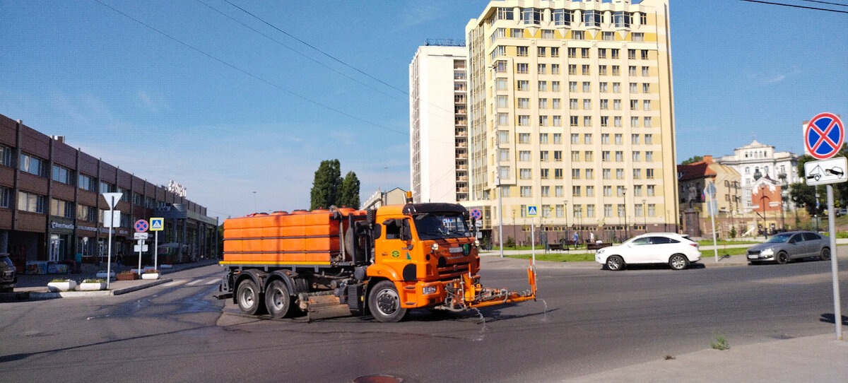 Фото  автора канала