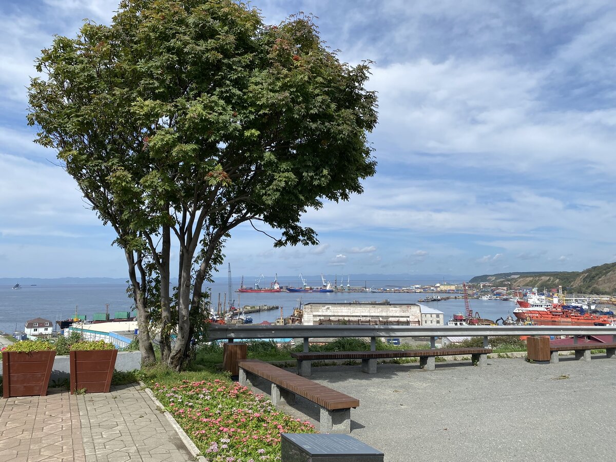 Фото автора: Сквер на горе Слёз и Печали.